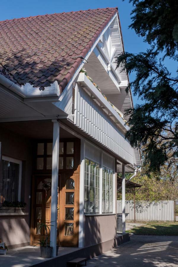 Nefelejcs Vendeghaz Hotel Toalmas Exterior foto